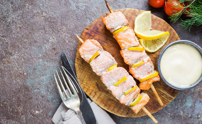 grilled skewers of salmon W7MPTLG