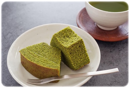 Matcha Baumkuchen Cake 